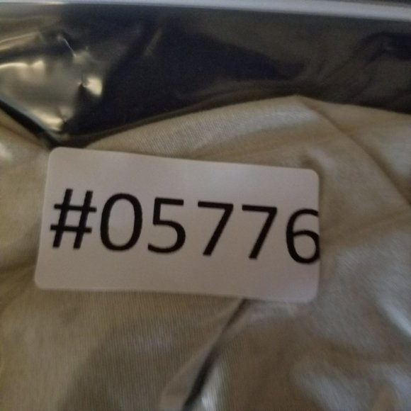 Cato Pants Womens 24W Cream Stretch High Rise Curvy Shape Enhancing Crop NWT - Picture 15 of 15